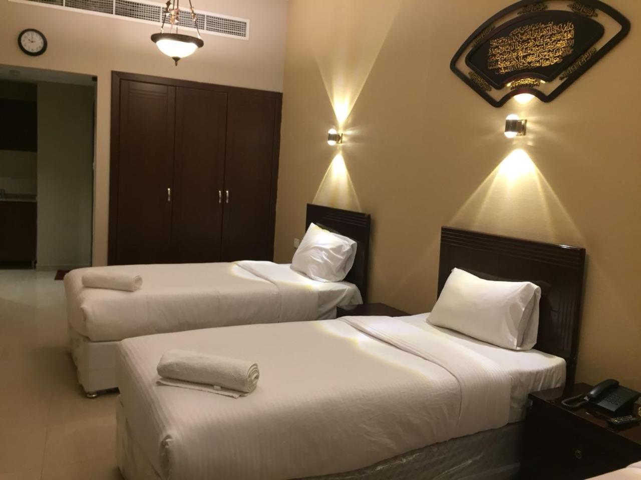 Taj Naif Hotel Dubaj Zewnętrze zdjęcie