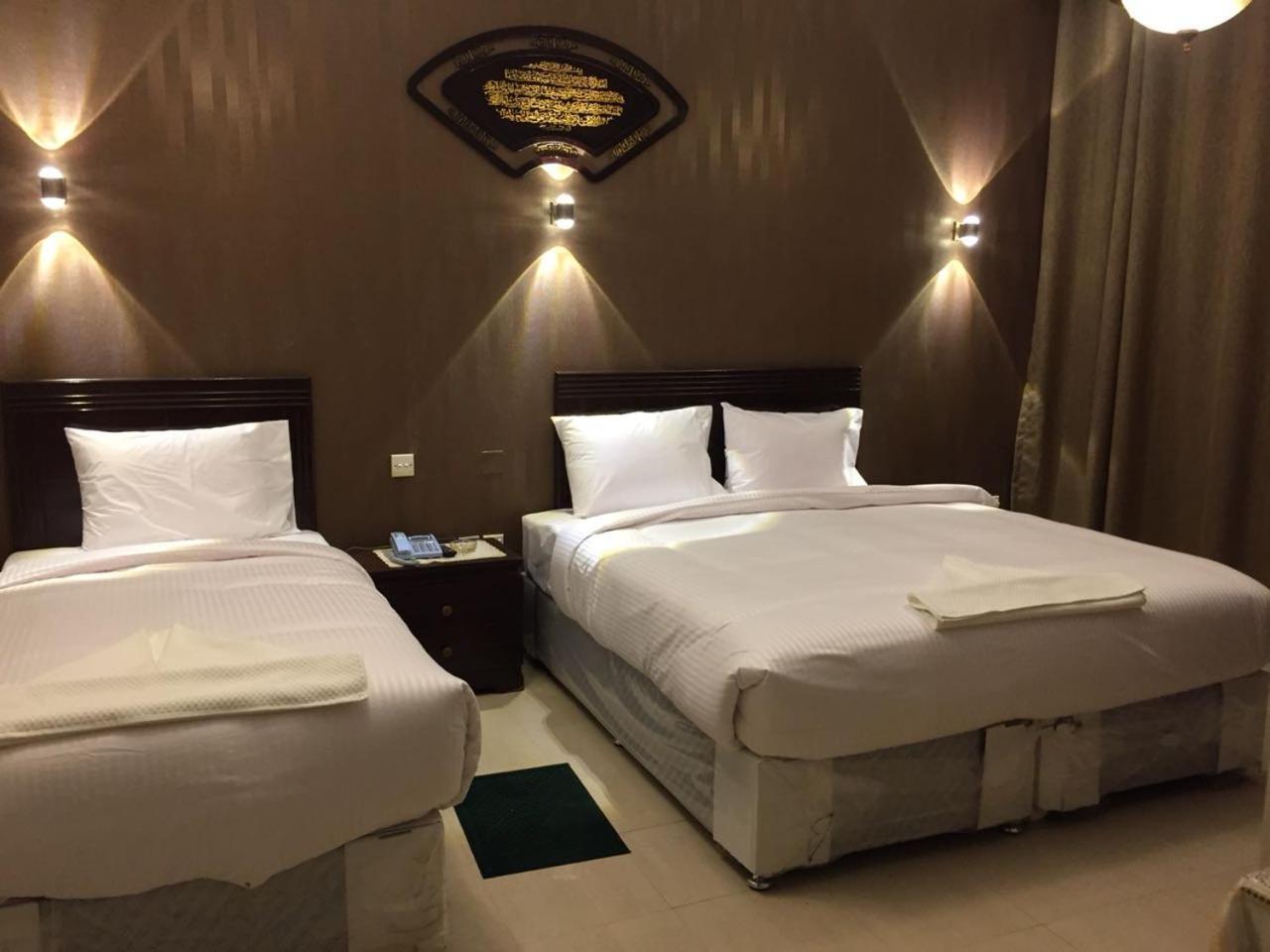 Taj Naif Hotel Dubaj Zewnętrze zdjęcie